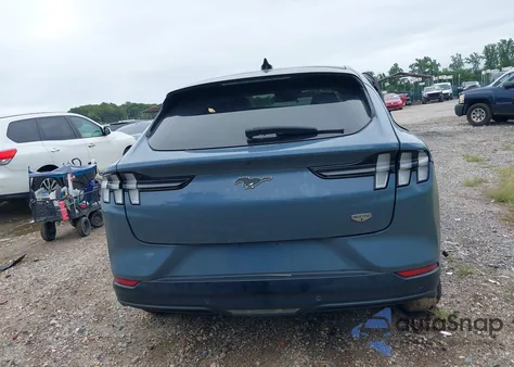 2023 Ford Mustang Mach-E California Route 1 z USA, uszkodzony, nr VIN 3FMTK2SU3PMA68802